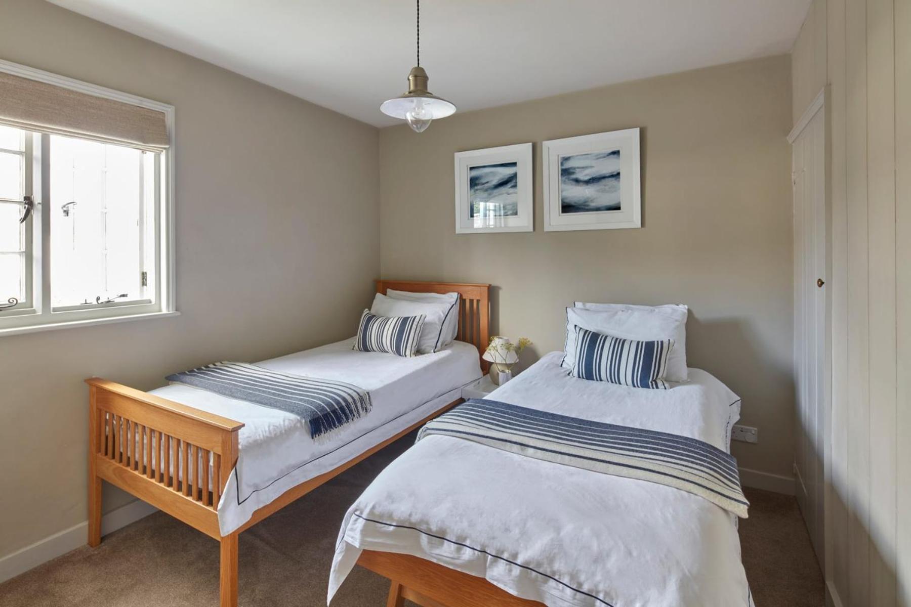 Bosun Cottage - Boutique Retreat On The Beach Deal Exterior photo