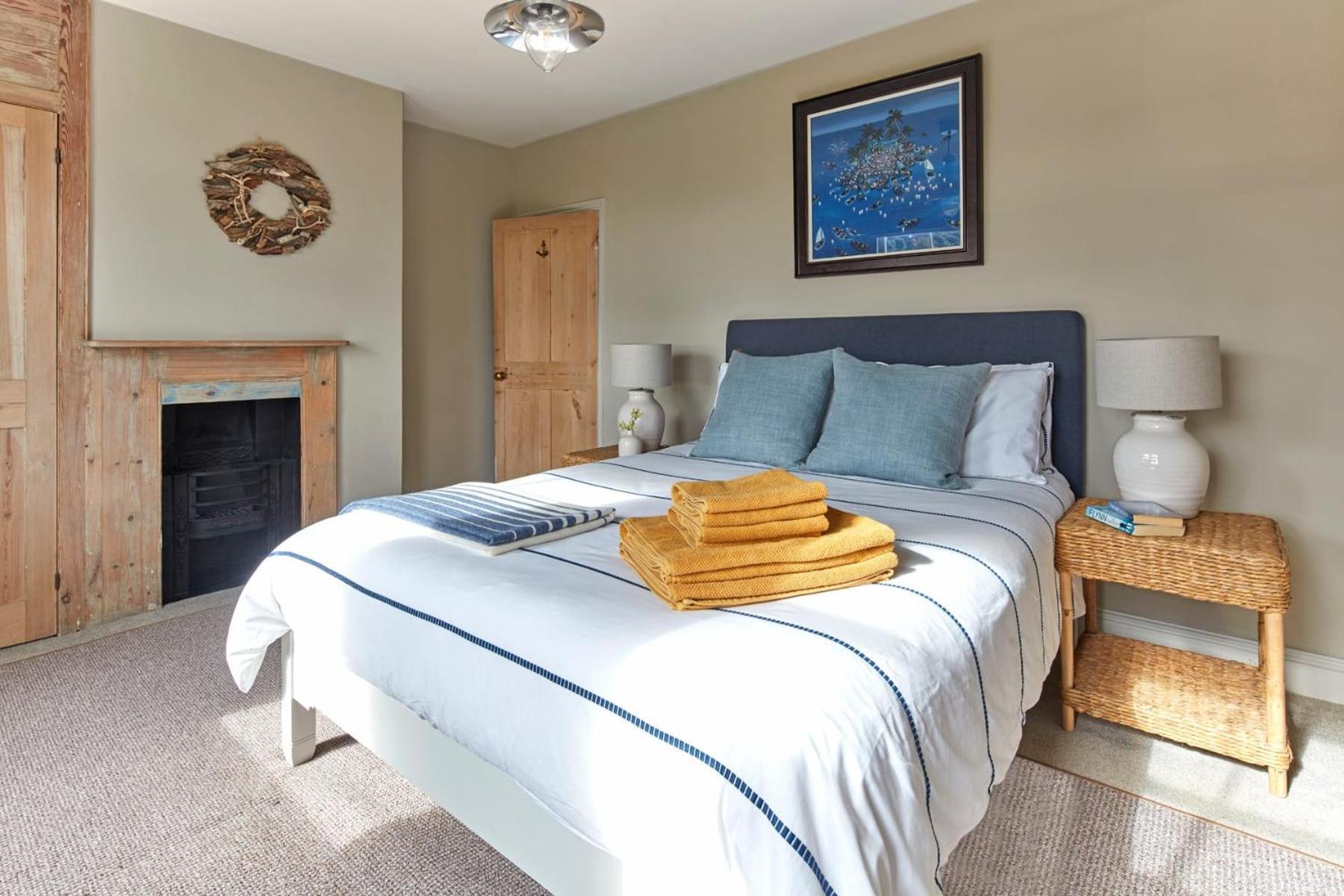 Bosun Cottage - Boutique Retreat On The Beach Deal Exterior photo
